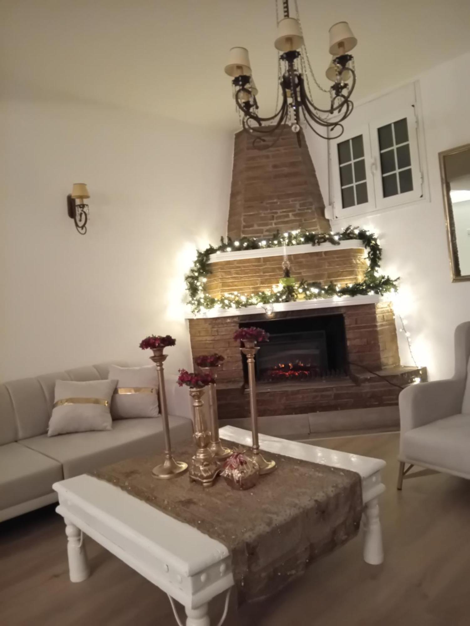Meteora Grande Luxury Suite & Spa Villa كالامباكا المظهر الخارجي الصورة