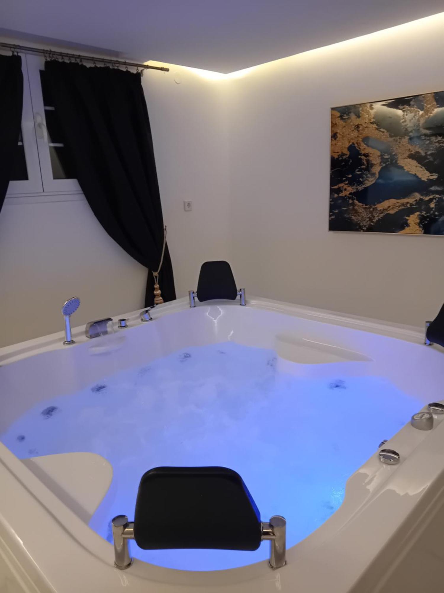 Meteora Grande Luxury Suite & Spa Villa كالامباكا المظهر الخارجي الصورة